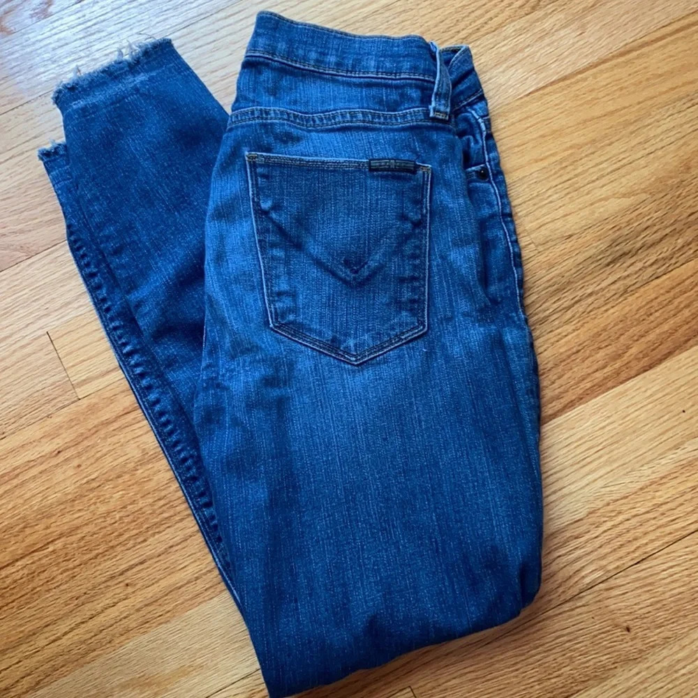 Hudson Jeans Nico Mid Rise Crop Skinny Size 26 Raw Hem Ankle Jean Cropped Jean